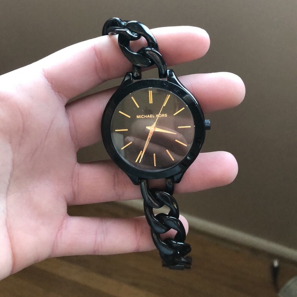Black and Gold Michael Kors Watch - Picture 2 of 2